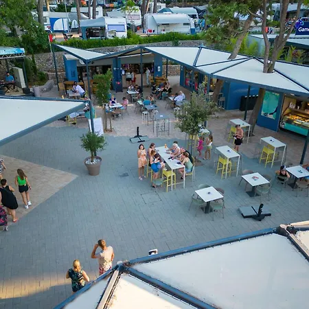 Valamar Jezevac קרק